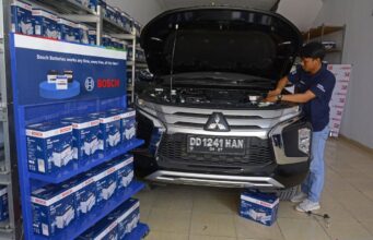Cara Mengetahui Aki Mobil Mulai Lemah: Panduan Praktis untuk Profesional dan Pebisnis Otomotif